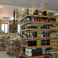 Une boutique de produits locaux