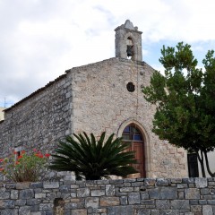 Une église à Kastelli