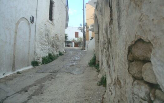 Maison traditionnelle à rénover à Agios Myronas