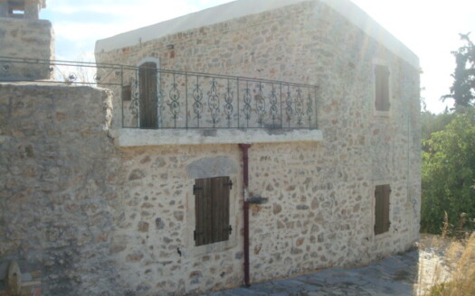 Maison traditionnelle rénovée de 150m2, à Apostoli, Kastelli, Héraklion