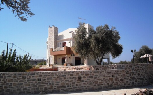 Luxueuse villa de 580m2 avec piscine à 10 mn de Réthymnon