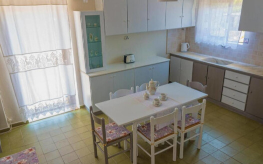 Grande maison individuelle à Missiria,