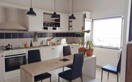 Appartement en rez-de-chaussée sur les hauteurs de Sitia.