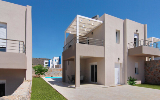Villa moderne de deux chambres avec piscine et vue mer à Kounali