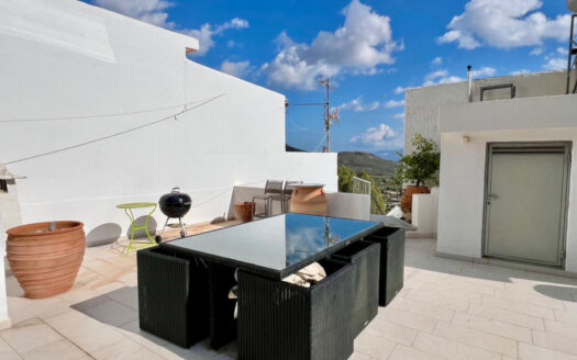 Maison de charme avec toit-terrasse au centre du village de Kritsa