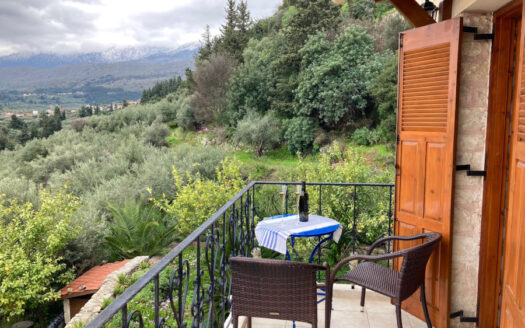 Maison de campagne en pierre avec vue dégagée à Paidochori, La Canée