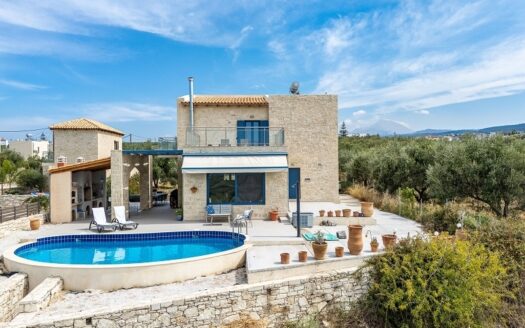 Villa en pierre avec une vue magnifique sur la mer à Loutra