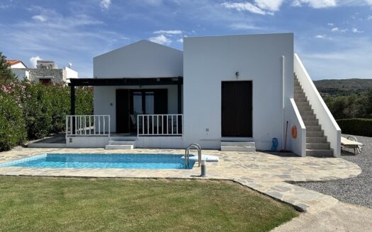 Charmante maison de 2 chambres avec vue sur mer à Kyrianna