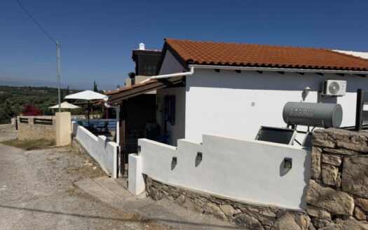 Maison confortable de 2 chambres à Viran Episkopi, Réthymnon